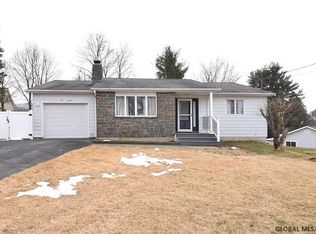 120 Valleyview Ave, Troy, NY 12182