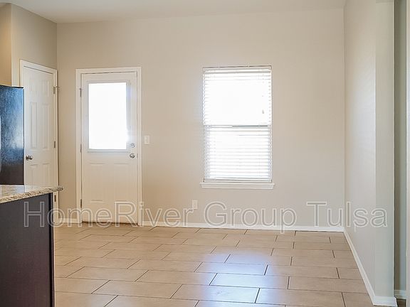 5th image of 25463 E 93rd Pl S