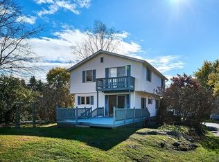 5 Walnut St, Gill, MA 01354