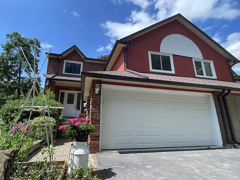 2589 Addingham Cres — Photo 21