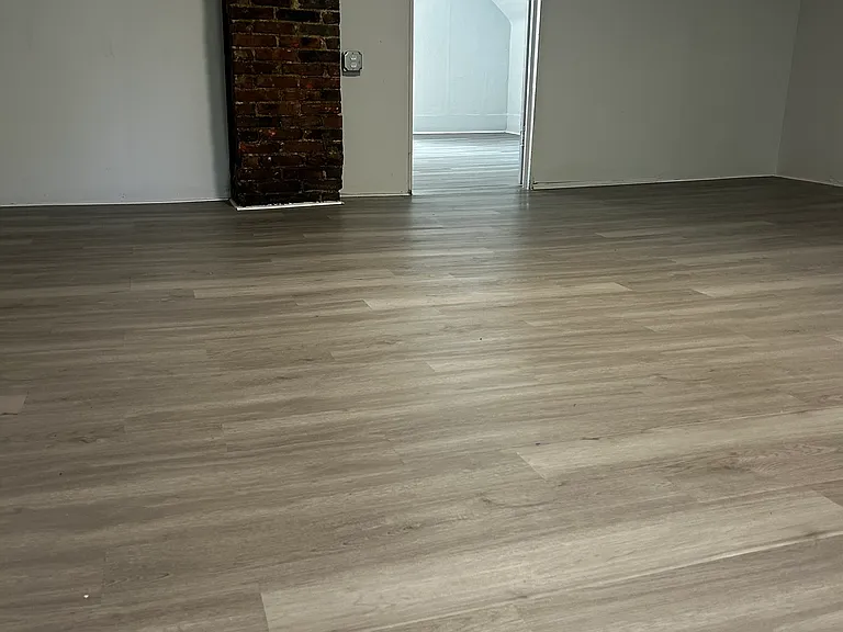 7009 Hecker Ave — Photo 37