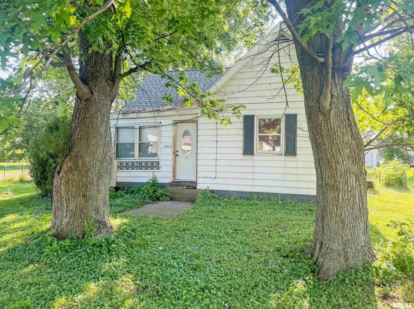 10520 N Moss St, Mossville, IL 61552