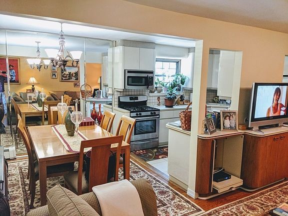 4th image of 22079 67th Ave APT B