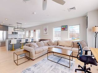 25 2nd St #305, Chelsea, MA 02150
