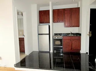 Rented by Mdrn Residential