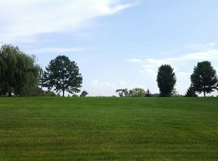 10981 E Golf View Dr, Galena, IL 61036