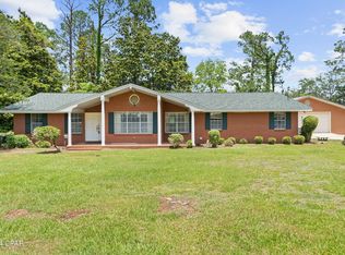 1346 Oak Ave, Chipley, FL 32428