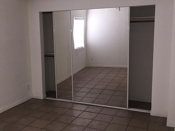 5th image of 2121 Mathews Ave Unit A