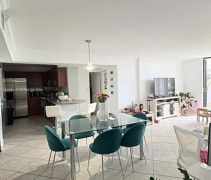 2333 Brickell Ave #315 — Photo 2