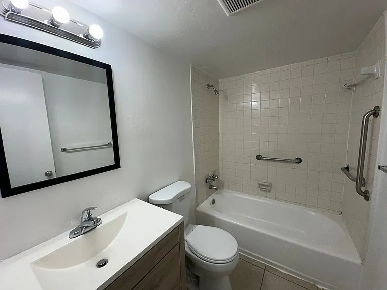 515 S Sequoia Dr — Photo 44