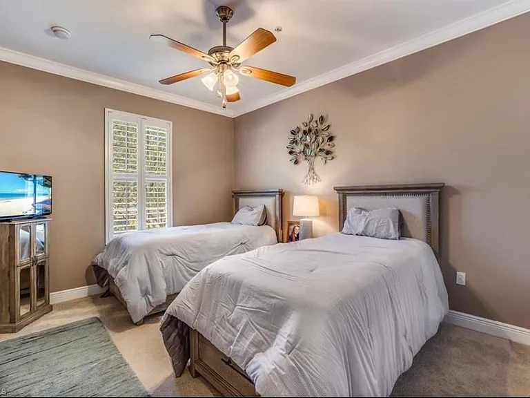 16570 Goldenrod Ln #202 — Photo 8