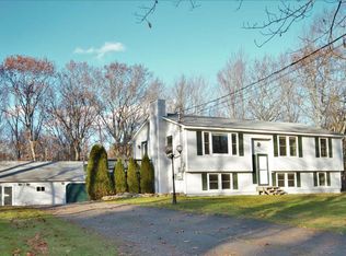 11 Hillary Ln, Levant, ME 04456