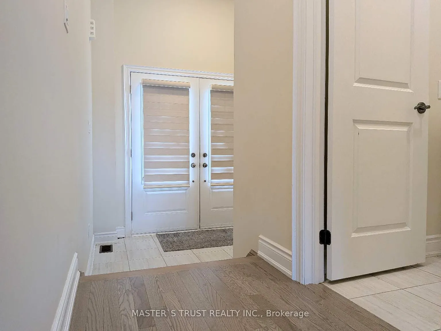 3 bed, $3,000 — Photo 4