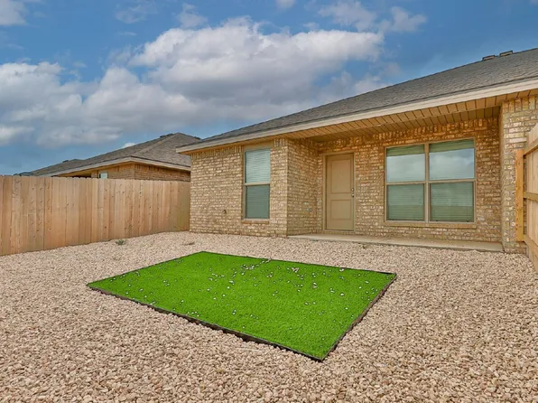 1901 Langford Ave #B, Lubbock, TX 79407