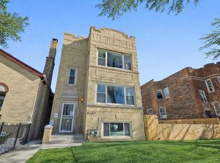 8207 S Clyde Ave, Chicago, IL