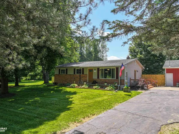 7226 Junction Rd, Bridgeport, MI 48722