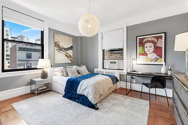Sold by Corcoran | media 8