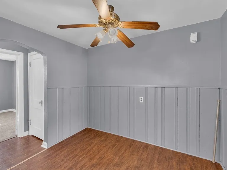 1631 Summit Rd #2 — Photo 9