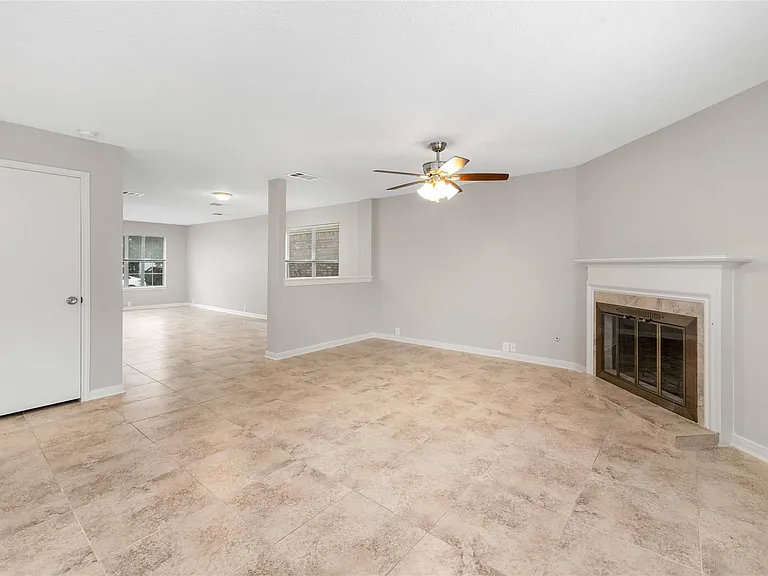 13515 Naples Bridge Rd — Photo 8