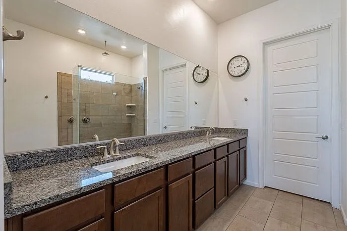 12442 N Appling Ave — Photo 34