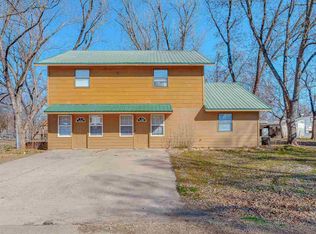 211 E French St, Perkins, OK 74059