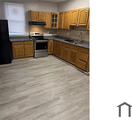 25 Portland St #1 — Photo 12