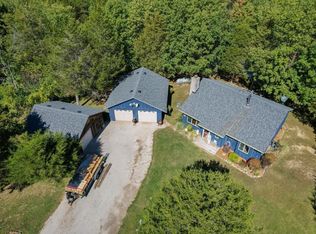 9713 E 2150 North Rd, Danville, IL 61834