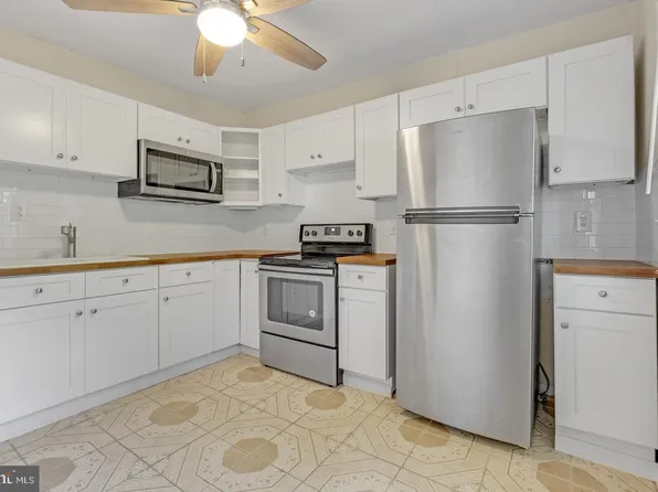 4829 Greenway Ave, Philadelphia, PA 19143