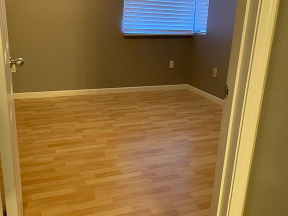 3rd image of 19777 N 76th St APT 1220