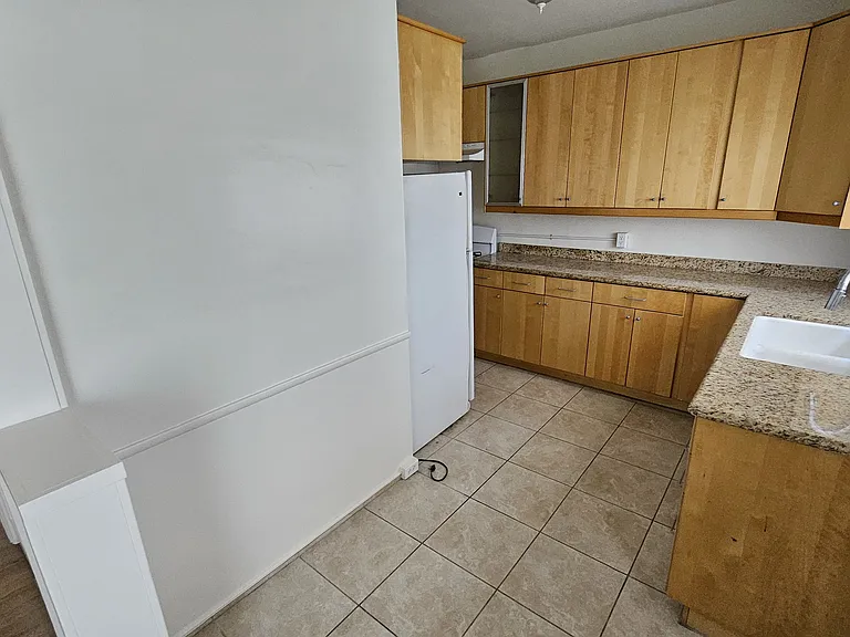 228 S Tower Dr #103 — Photo 5