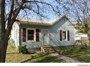 1001 Doolin Ave, Jacksonville, IL 62650