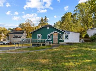 7 River Rd, Montville, NJ 07045