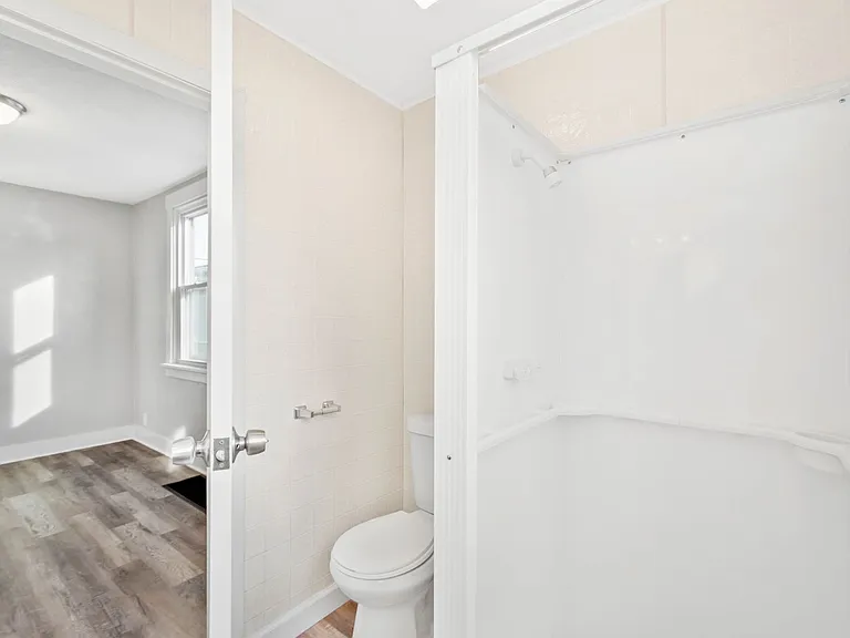 1627 Merchant St — Photo 19
