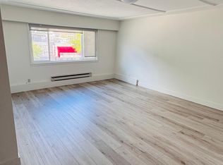 6606 Main St #2, Vancouver, BC V5X 3H2