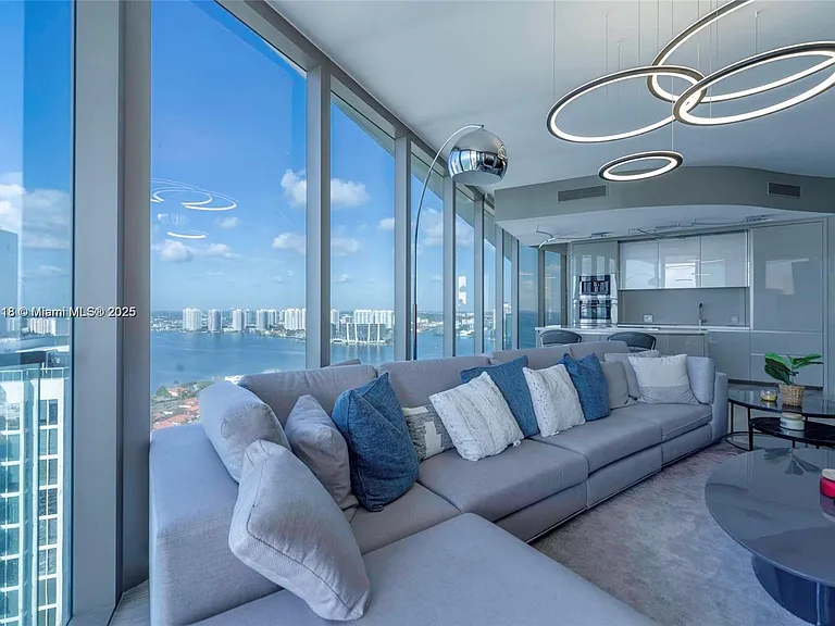 18975 Collins Ave #3004 — Photo 17