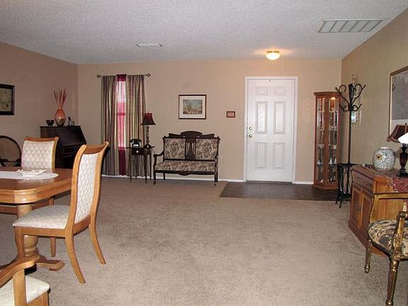 4th image of 8008 Hidden Brook Dr