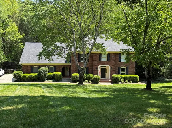 6923 Chatford Ln, Charlotte, NC 28210