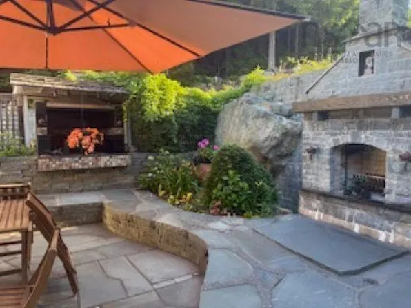 10 Riverfront Ct, Halifax, NS B2Z 1K2