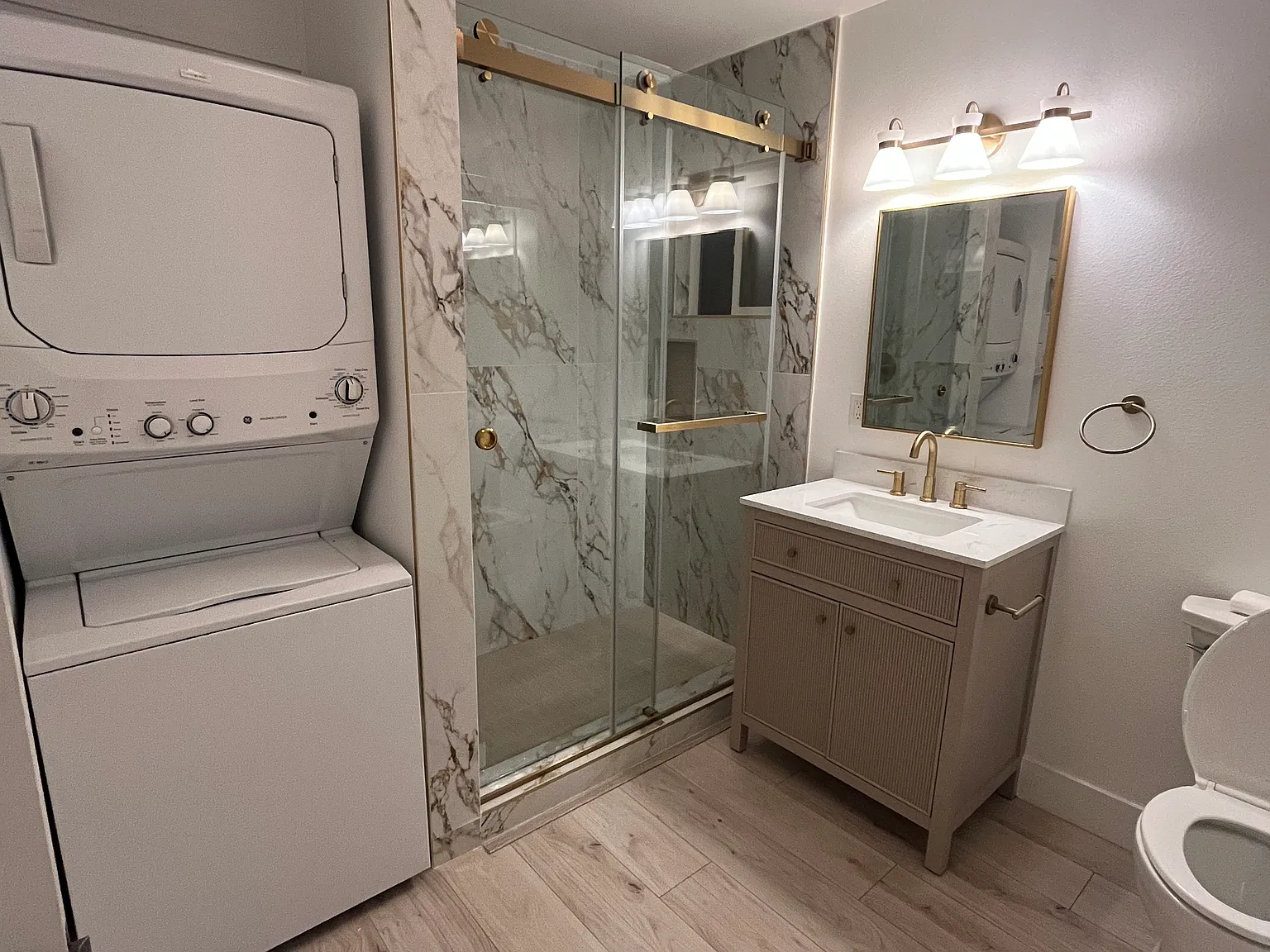 Studio, 400 sqft, $2,000 — Photo 4