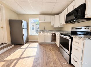 19 Western Ave APT 3, Waterville, ME 04901