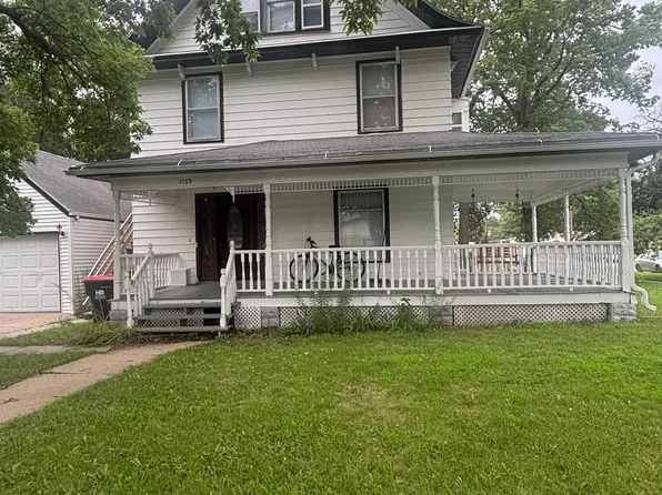 2139 N 67th St #B, Lincoln, NE 68505
