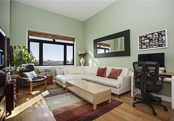 2nd image of 1102 49th Ave APT 6J