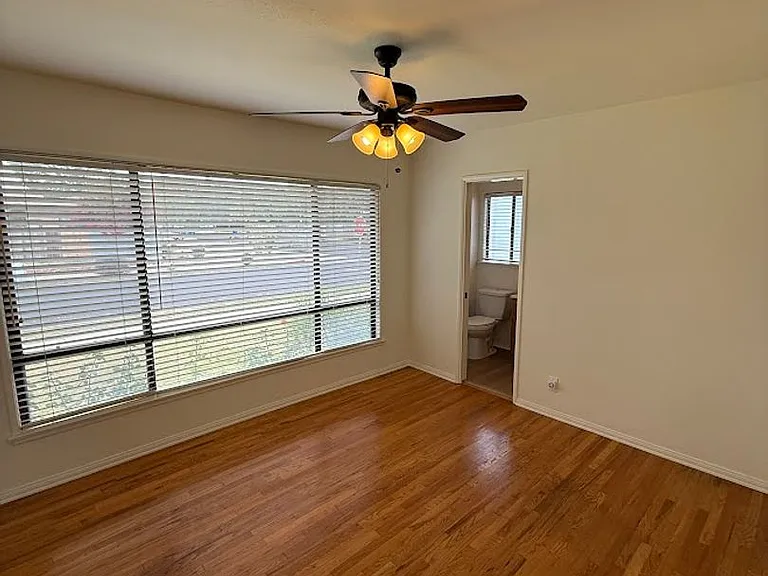10866 Gerald Ave — Photo 17
