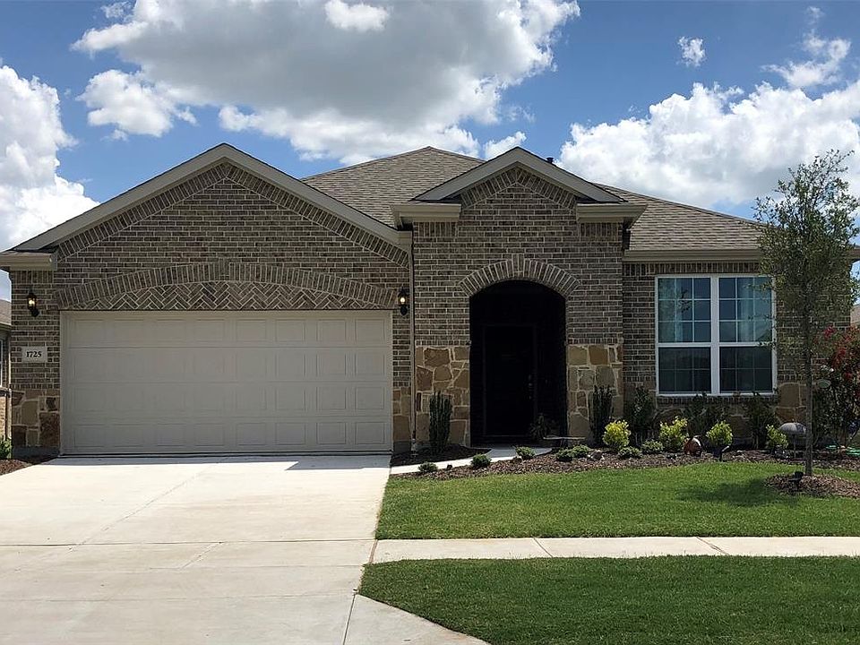 1st image of 1725 Port Royal Ln