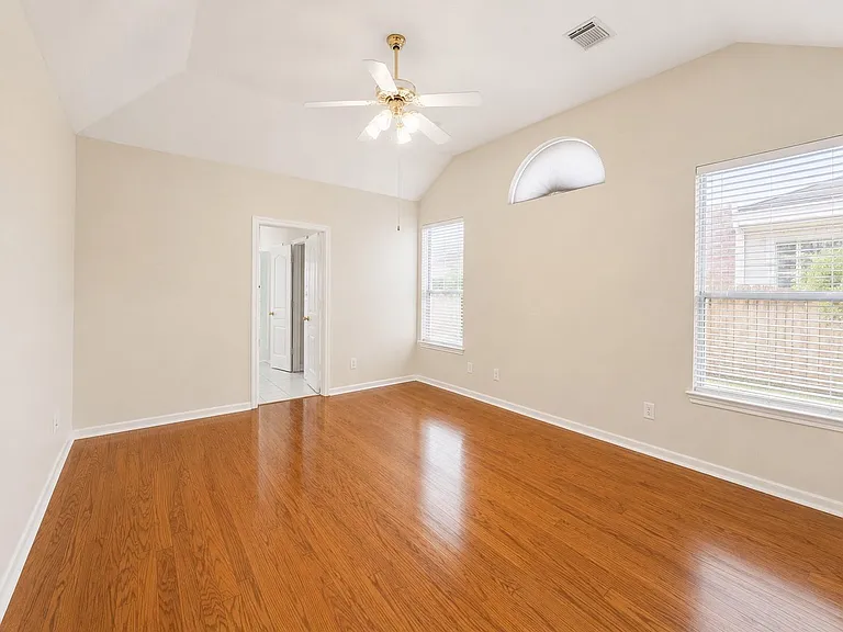 223 Wild Oak Run — Photo 12