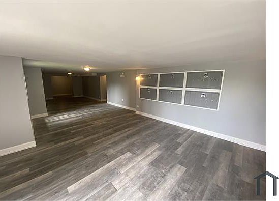 2nd image of 7109 S Bennett Ave #7113-4A