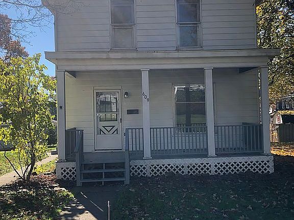 2nd image of 609 E Spruce St