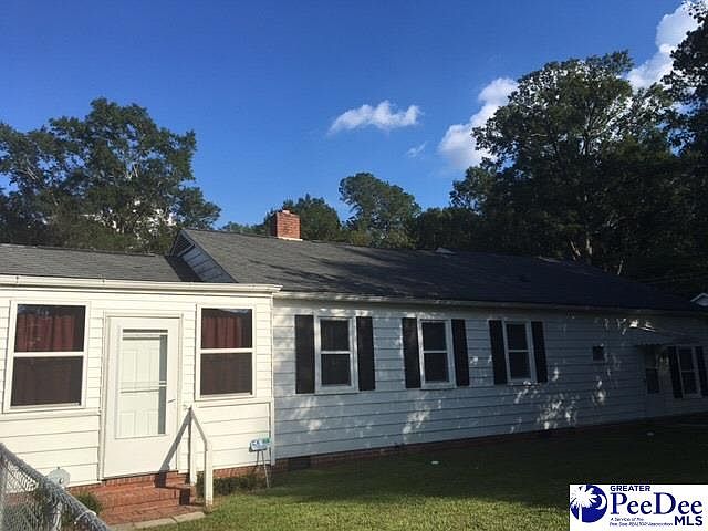1st image of 301 Emmary St