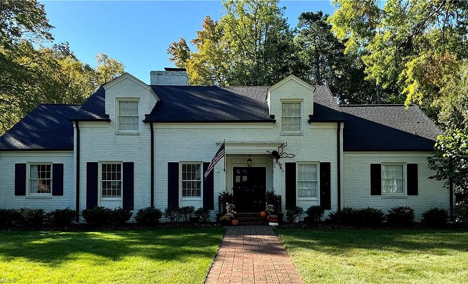 1st image of 303 Kimberly Dr