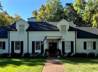 303 Kimberly Dr, Greensboro, NC 27408